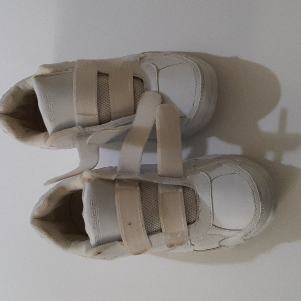 Flies Women's Shoes